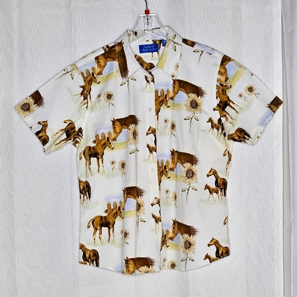 Natural Reflections Horse & Sunflower Button Front Short Sleeve Collared Blouse - Picture 1 of 7